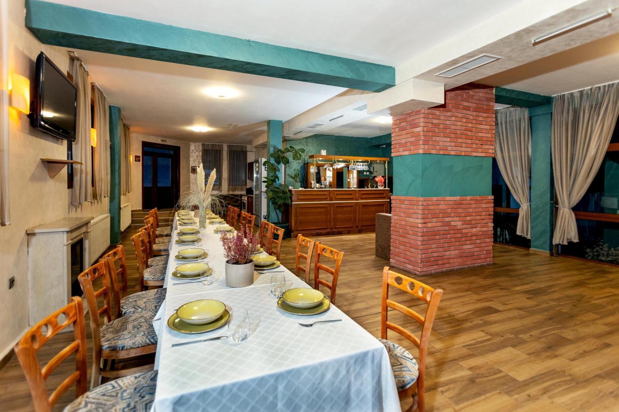 Вила Флора Паталеница Exterior photo